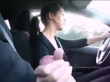 Female Uber Driver Gives Her Passenger A Handjob